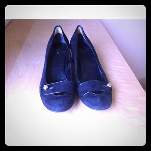 Gucci Black Suede Pumps Size 8.5